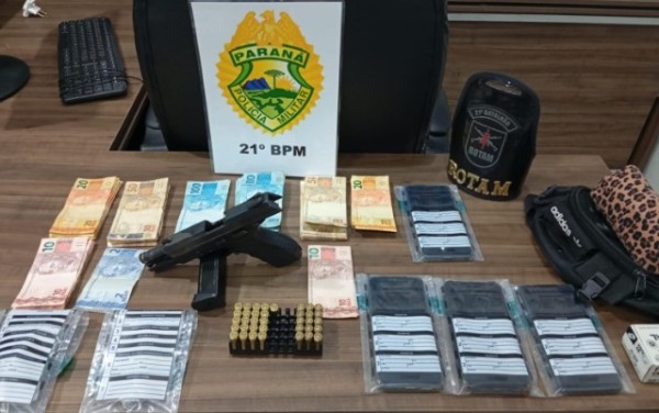 Polícia Militar prende envolvidos em tráfico, posse de arma, munições e dinheiro