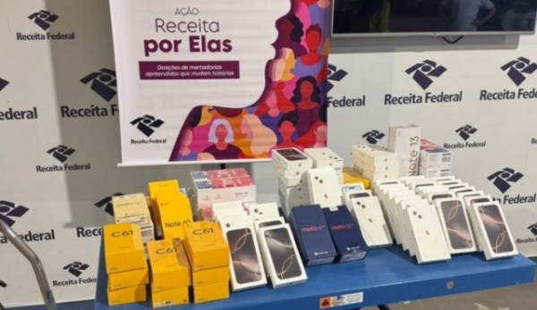 Receita Federal doa 4 mil celulares à Polícia Civil de SC