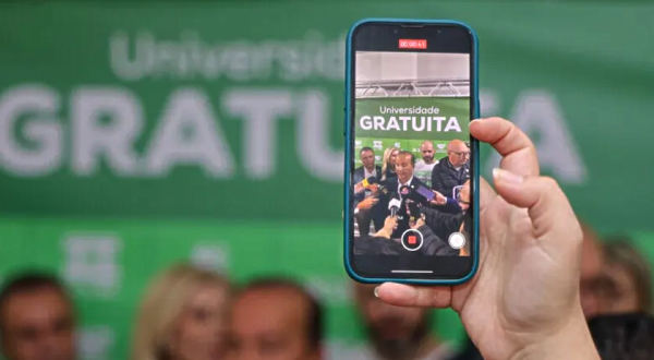 Universidade Gratuita terá mudanças após reclamações de estudantes não contemplados