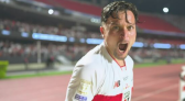 São Paulo vence o Vasco e sobe na tabela do Brasileirão