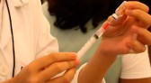 Pessoas com comorbidades podem receber dose da bivalente contra a Covid-19 em SC