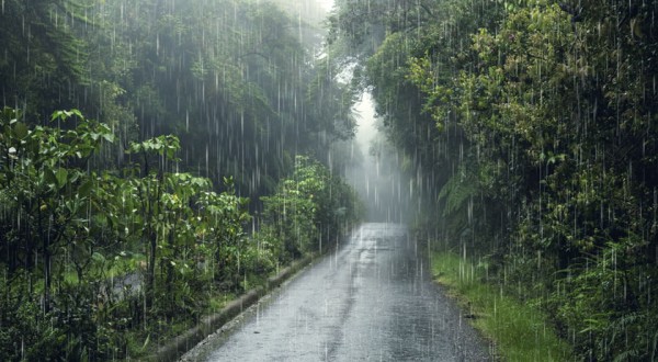 SC tem alerta laranja com até 120 mm de chuva neste fim de semana