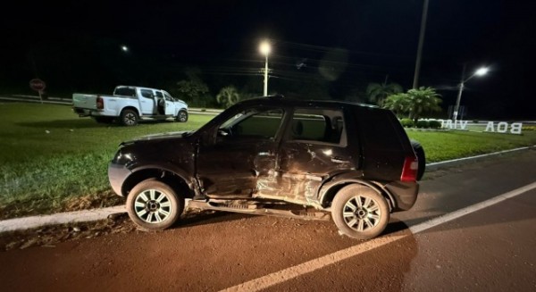 Duas mulheres ficam feridas em colisão entre veículos na SC-163