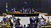 Deputados aprovam texto-base da regulamentação da reforma tributária