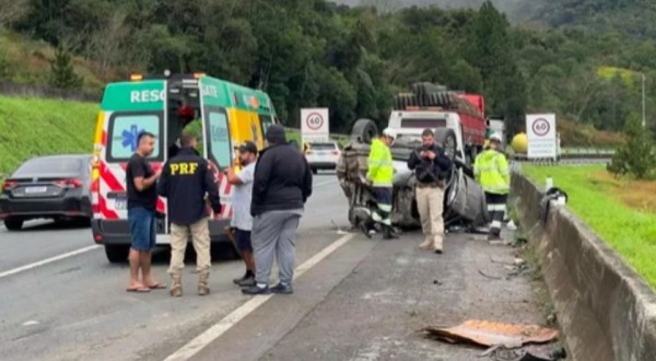 Dunga e esposa ficam feridos após acidente de carro no interior do PR