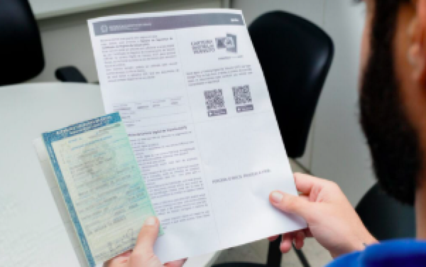 Novas regras mudam a compra e venda de veículos no Brasil