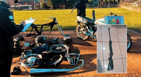 Mandado por perturbação do sossego termina com apreensão de motos e rifle