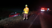 Colisão frontal entre carro e ônibus deixa uma pessoa morta no Oeste de SC