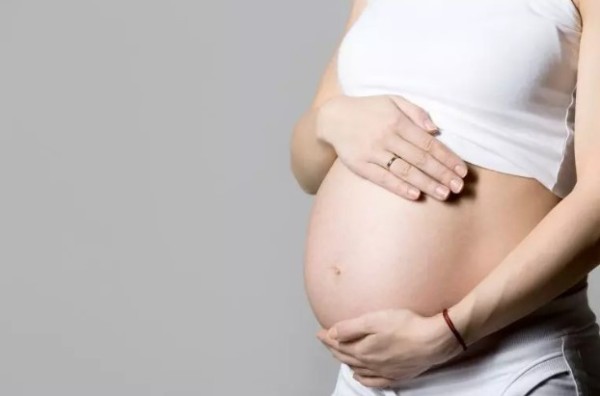 Lei que garante à gestante sigilo sobre a entrega de bebê à adoção é sancionada