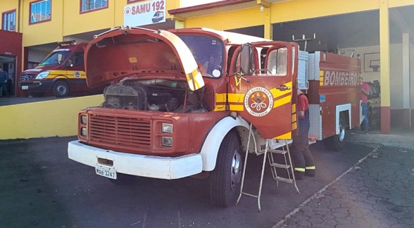 Após 38 anos no Corpo de Bombeiros cerqueirense, o ABTR 157 será aposentado