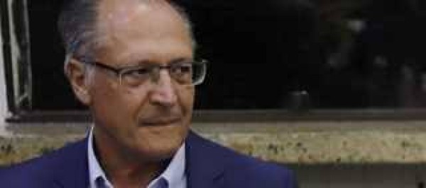 Ministro da Fazenda será anunciado depois da diplomação