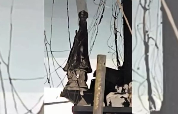 Imagem de Nossa Senhora Aparecida fica intacta após incêndio destruir loja