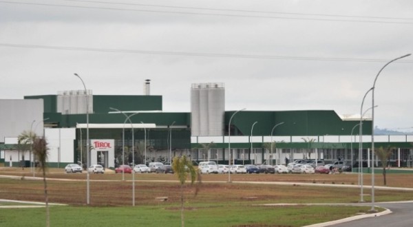 Tirol investe R$ 200 milhões em nova fábrica de leite em pó no Oeste