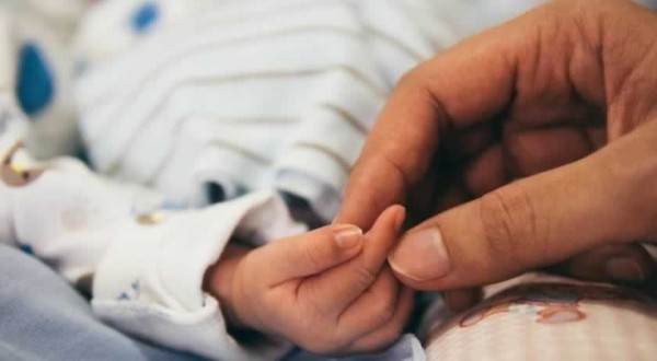 Licença-maternidade passa a ser contada a partir da alta hospitalar, decide STF