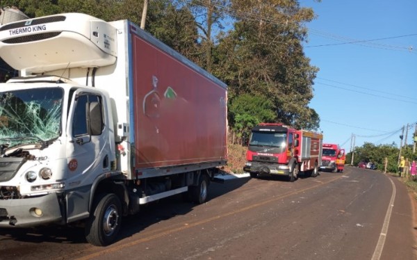 Engavetamento entre veículos deixa quatro feridos na SC-159