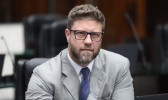 Requião Filho propõe zerar impostos de pequenas e microempresas até 2033