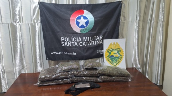 Polícia apreende 4 kg de skunk após perseguição na BR-163