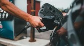 Cidade de SC registra litro da gasolina comum a quase R$ 9