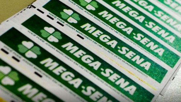 Mega-Sena acumula novamente e prêmio principal vai para R$ 130 milhões