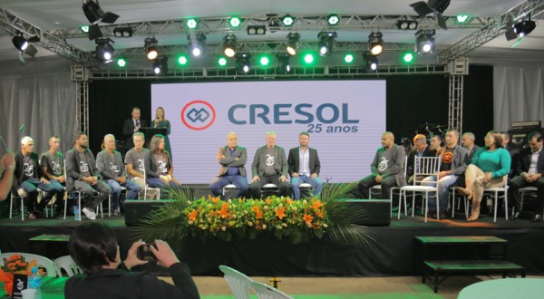 Cresol Evolução comemora com uma linda festa os seus 25 anos de existência