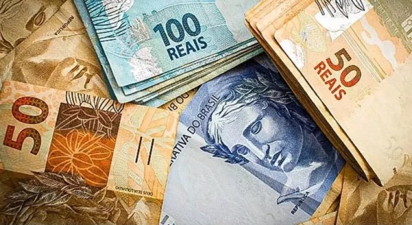 Signos que vão ter sorte para dinheiro em agosto; confira