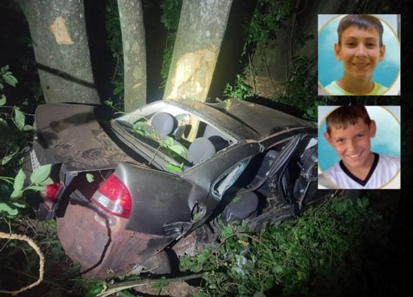 Dois meninos de 12 anos morrem após grave acidente na PR-281