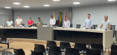 Atrasos na fatura da conta de luz, BR-163 e lar de idosos são debatidos na 8ª sessão ordinária
