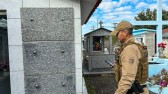 Criminosos invadem cemitério e furtam cerca de 100 peças de túmulos