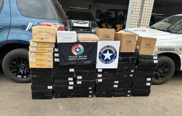 Mais de 300 garrafas de vinho são apreendidas na BR-280