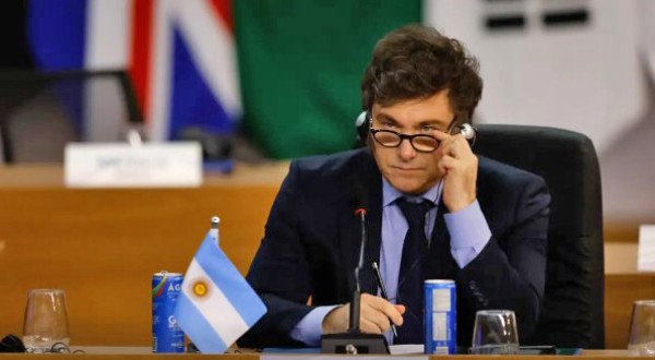 Argentina enfrenta nova greve geral em meio à votação da reforma trabalhista de Milei