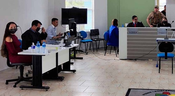 Acusada de dopar e matar o marido é condenada a quase 22 anos de prisão