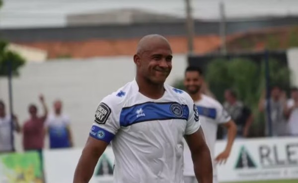 Ex-jogador Brasão é morto a tiros e polícia investiga ligação com segundo homicídio
