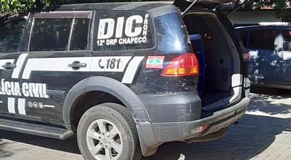 Dois homens são presos durante operação contra o tráfico de drogas