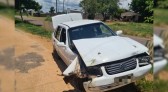 Morador em situação de rua furta carro de idoso após almoçar na casa da vítima e bate veículo na fuga