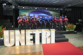 Formatura dos cursos de Pedagogia, Contabilidade e Administração é realizada pela Unetri Falculdades