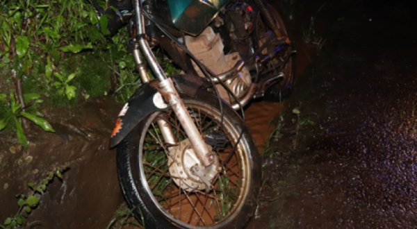 Motociclista fica ferido em acidente na BR-282