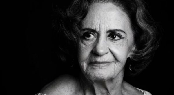 Laura Cardoso morre aos 98 anos e deixa legado histórico na dramaturgia brasileira