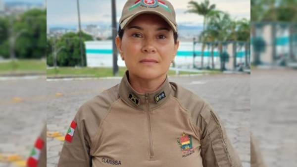 Primeira mulher em comando de Batalhão da Polícia Militar toma posse em SC