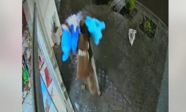 Loja de presentes é arrombada e tem mercadorias furtadas