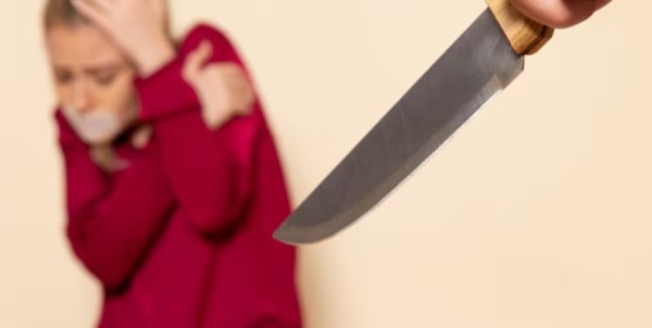 Homem é preso por ameaçar companheira com faca e descumprir medida protetiva