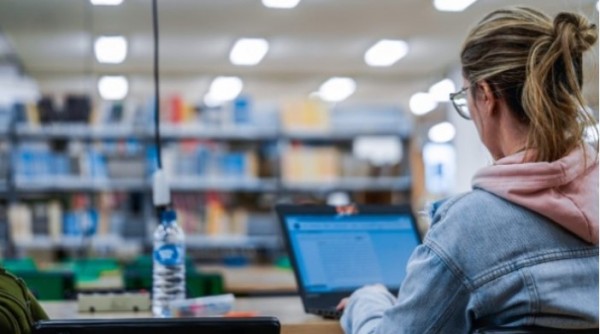 Inscrições para programa Universidade Gratuita começam nesta quinta-feira