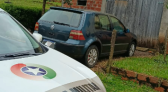 Golf furtado é encontrado escondido no porão de residência