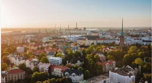 Você é feliz? Pesquisa elege país mais feliz do mundo; Veja qual