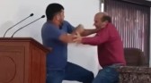 Troca de acusações vira pancadaria entre vereadores