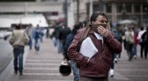 Abril terá mais duas ondas de frio e períodos de chuva concentrados na segunda quinzena