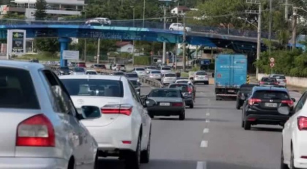 Quais cidades de SC têm mais infrações de trânsito em 2023