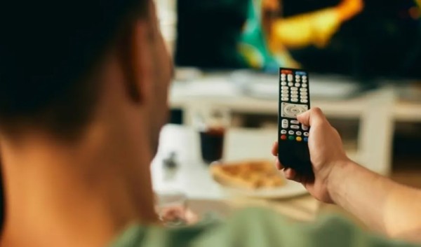 Confira quais modelos de TV vão deixar de ter acesso à Netflix em 2026