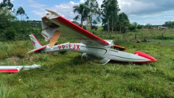 Avião de pequeno porte cai com duas pessoas a bordo no RS