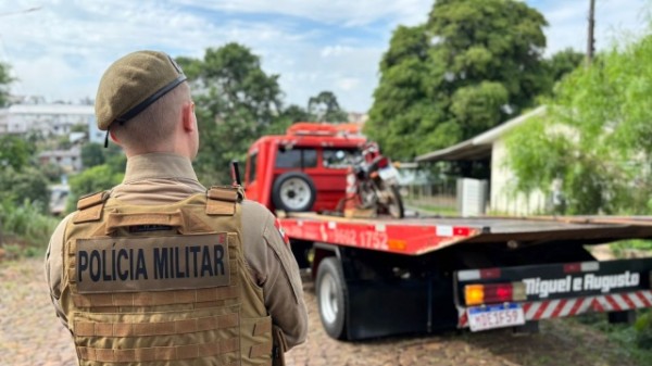 Polícia Militar recupera motocicleta furtada em menos de uma hora