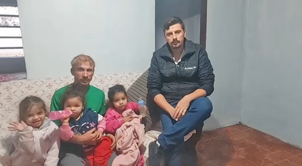 População das cidades gêmeas dão show de solidariedade e pai de família com três filhas recebe inúmeras doações e consegue emprego